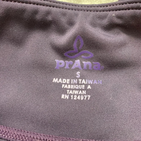 Prana Yoga Purple Capri Back Slit Yoga Pants‎ - Picture 8 of 8